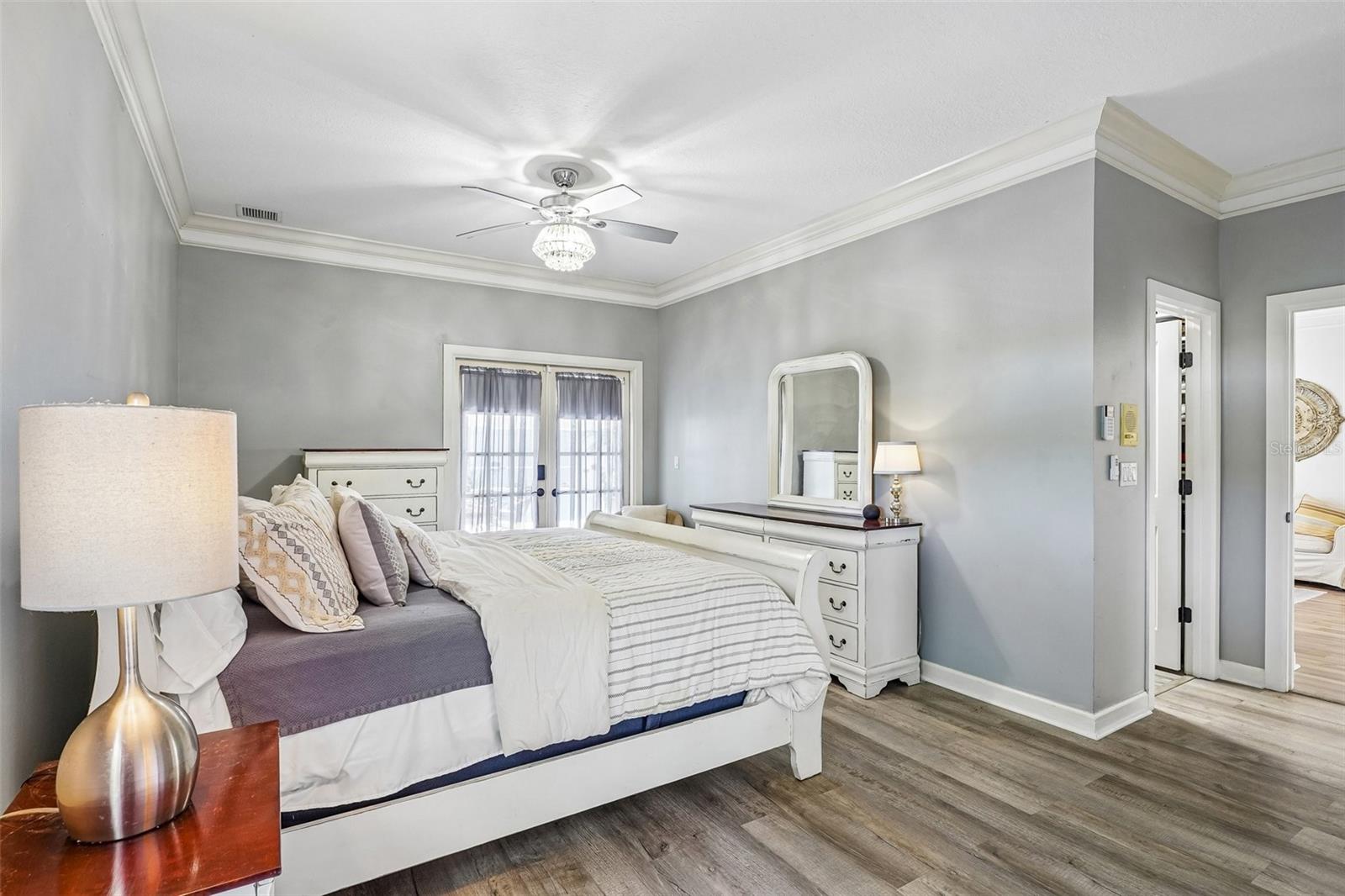 PARK PLACE ON LAKE JOANNA - Residential