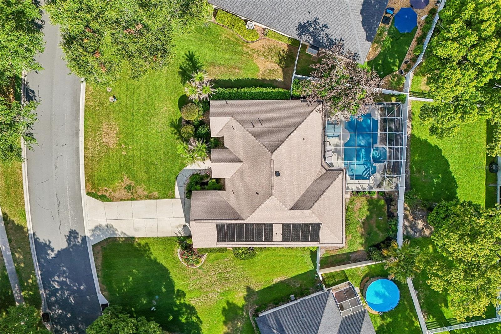 PARK PLACE ON LAKE JOANNA - Residential