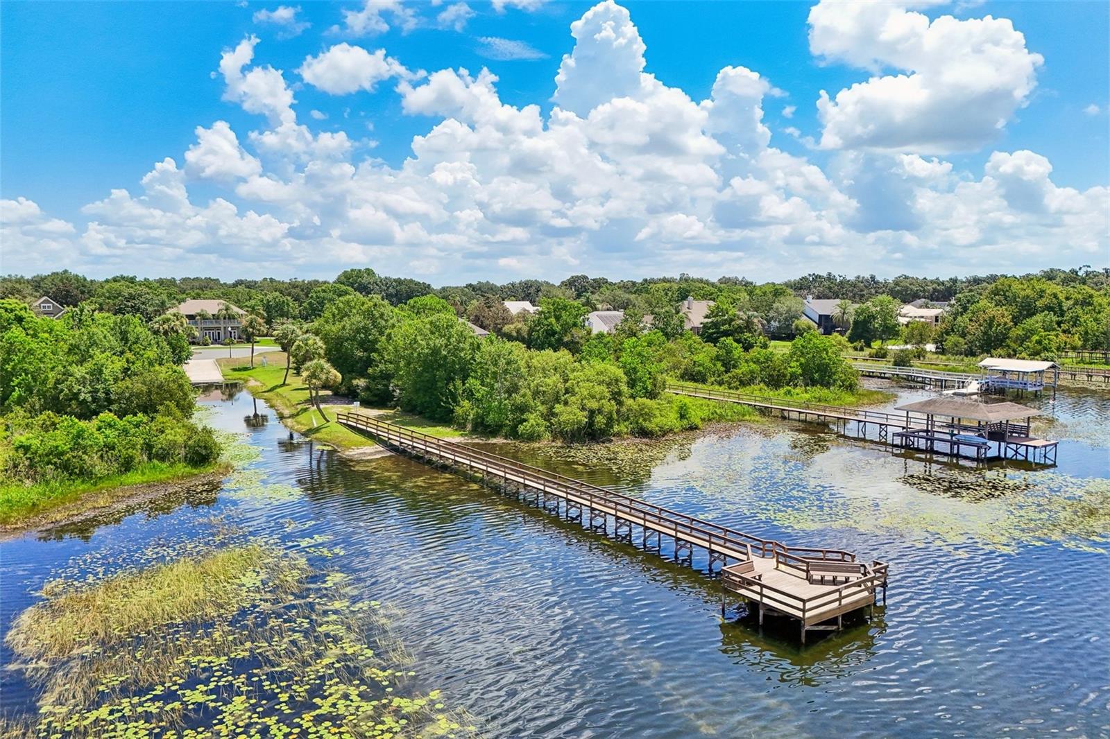 PARK PLACE ON LAKE JOANNA - Residential