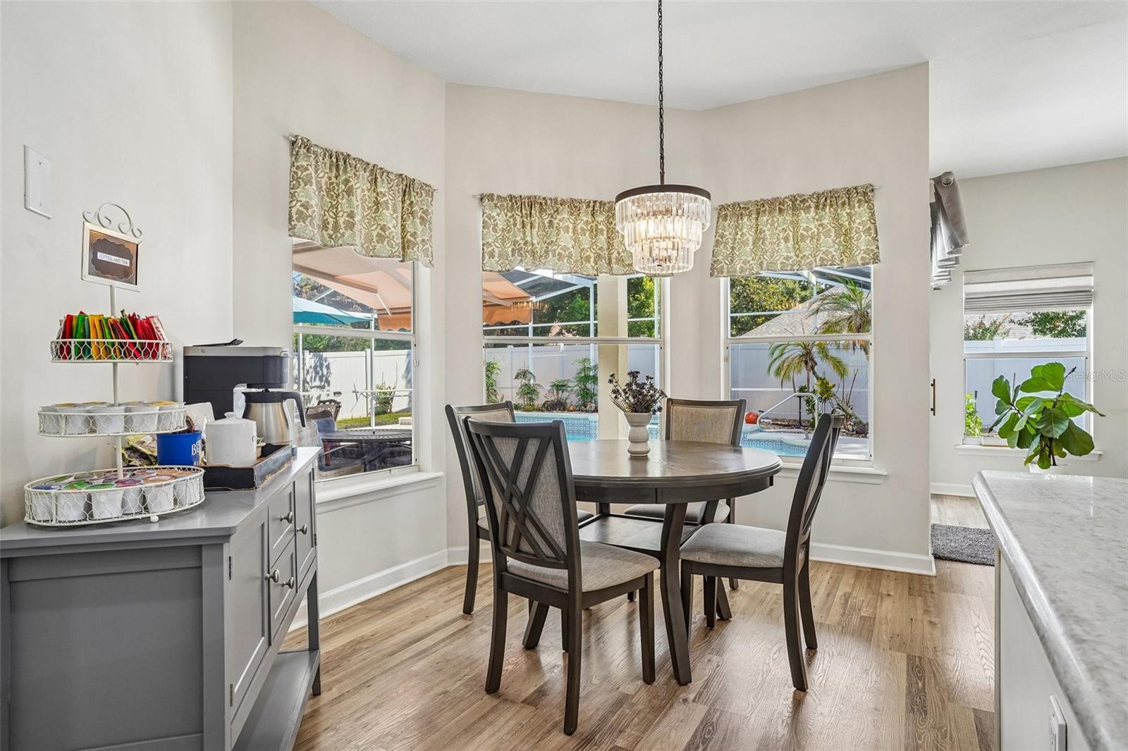 PARK PLACE ON LAKE JOANNA - Residential