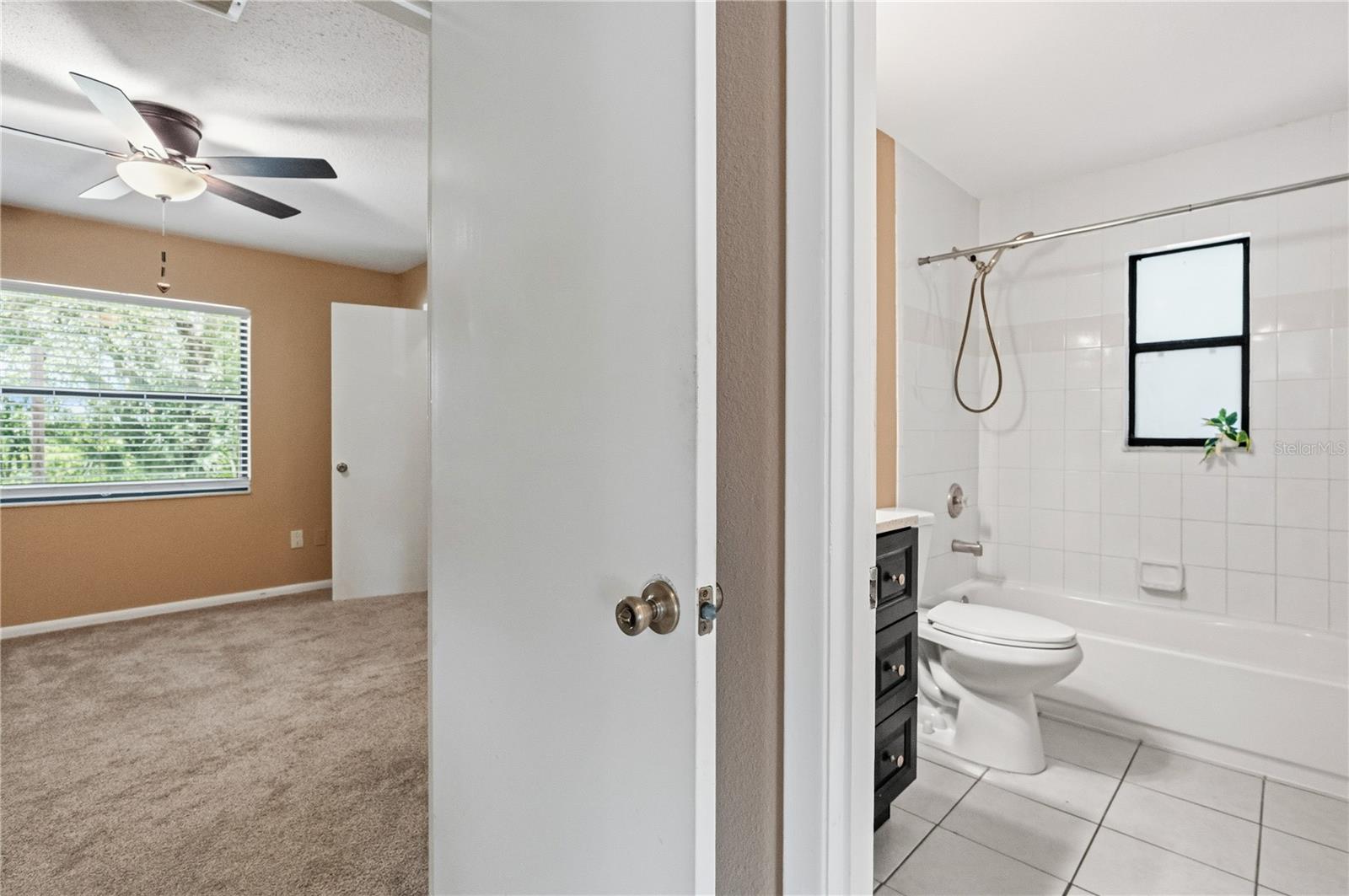CRYSTAL LAKE PARK 2ND SEC - Residential