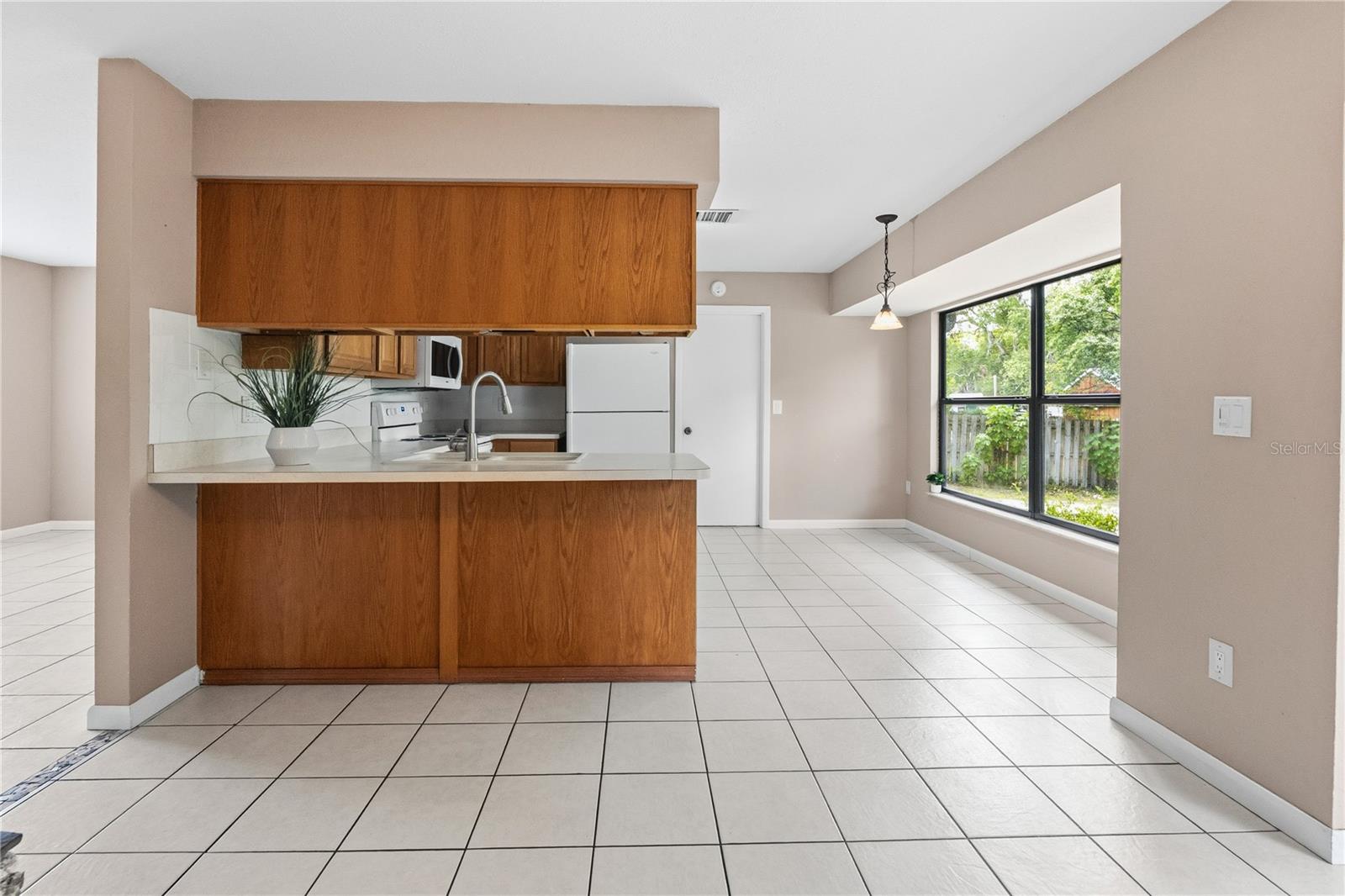CRYSTAL LAKE PARK 2ND SEC - Residential