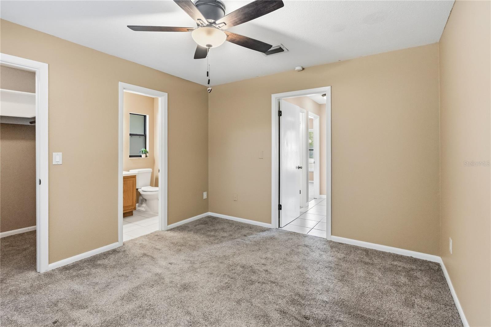 CRYSTAL LAKE PARK 2ND SEC - Residential