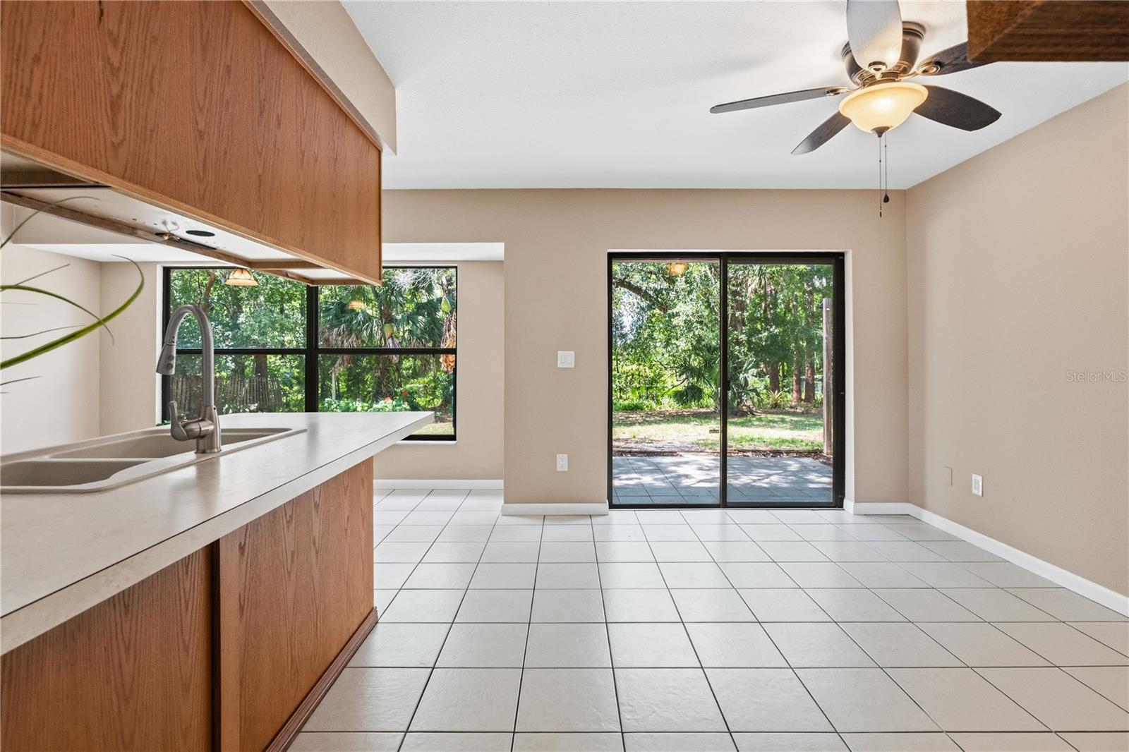 CRYSTAL LAKE PARK 2ND SEC - Residential