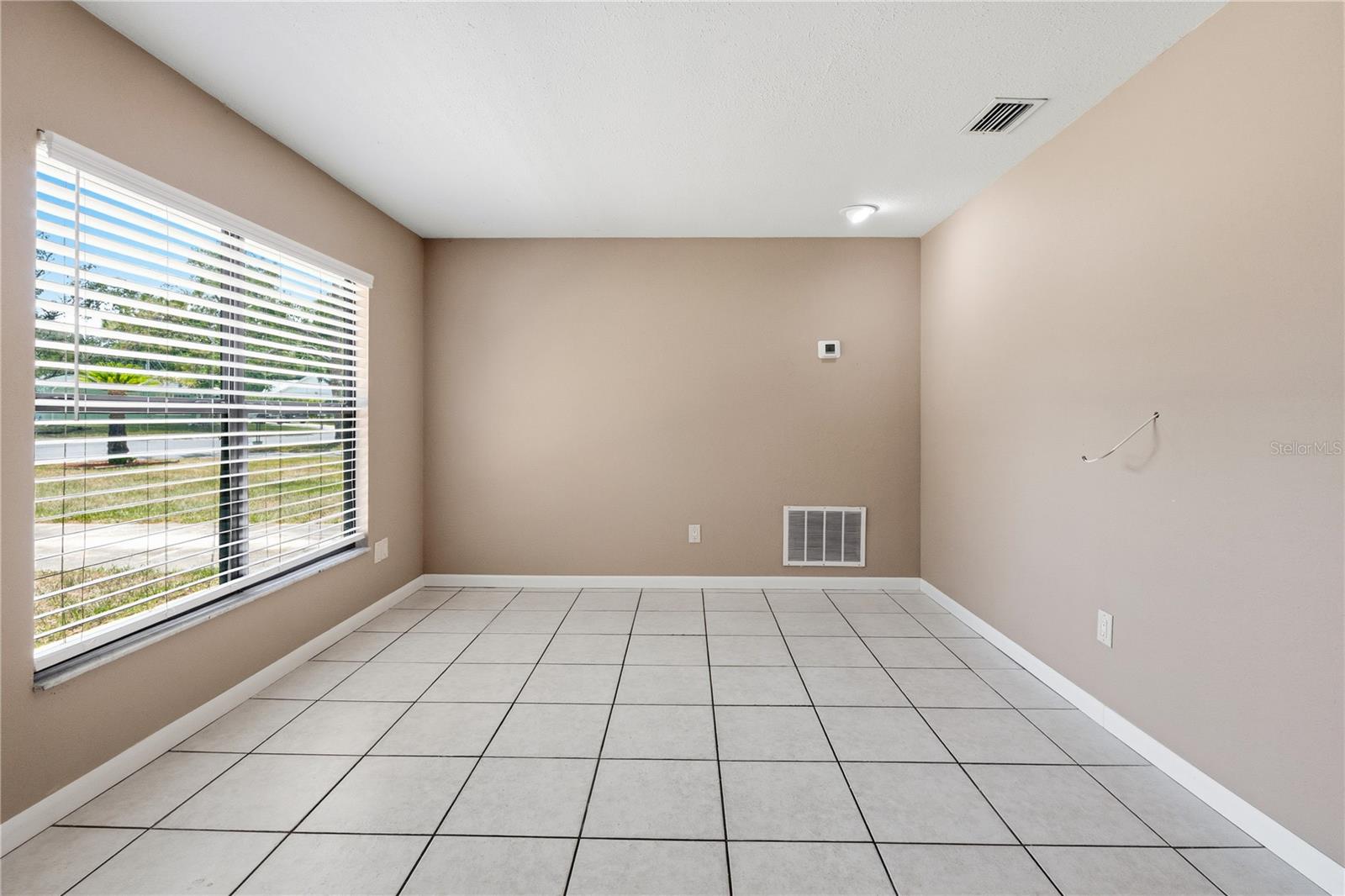 CRYSTAL LAKE PARK 2ND SEC - Residential