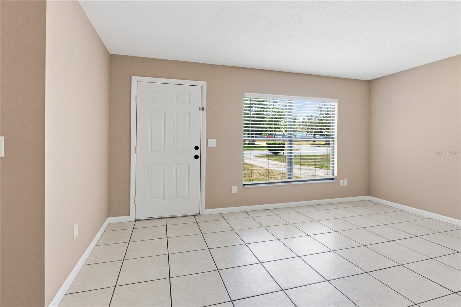 CRYSTAL LAKE PARK 2ND SEC - Residential