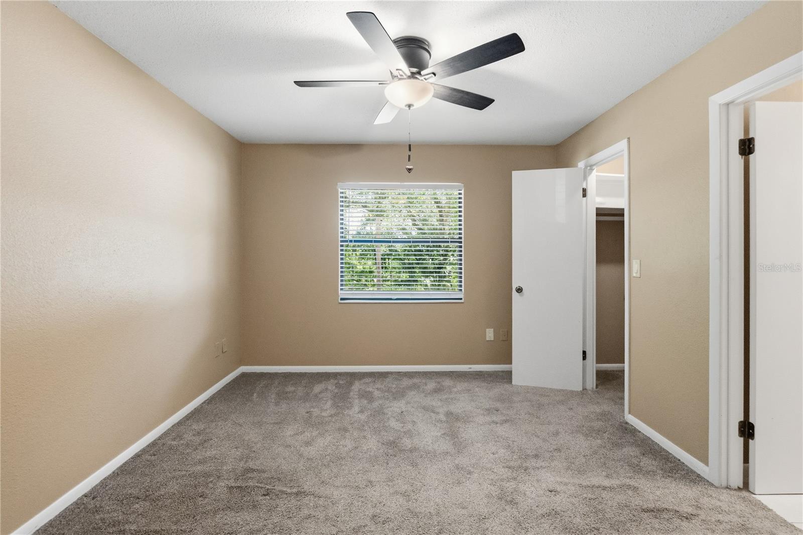 CRYSTAL LAKE PARK 2ND SEC - Residential