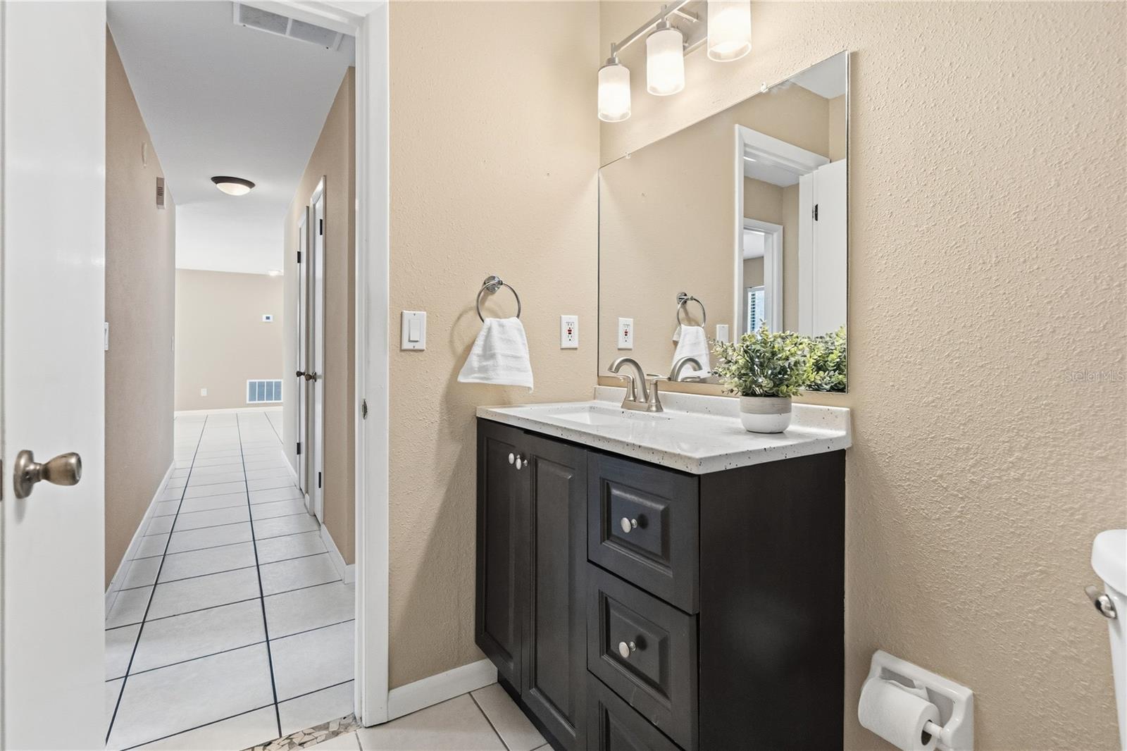 CRYSTAL LAKE PARK 2ND SEC - Residential
