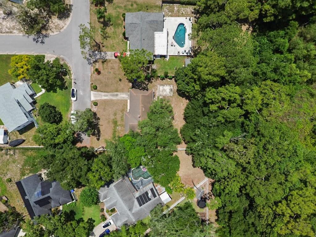 CRYSTAL LAKE PARK 2ND SEC - Residential