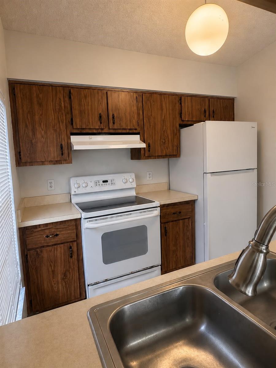MARION OAKS 05 - Residential Lease