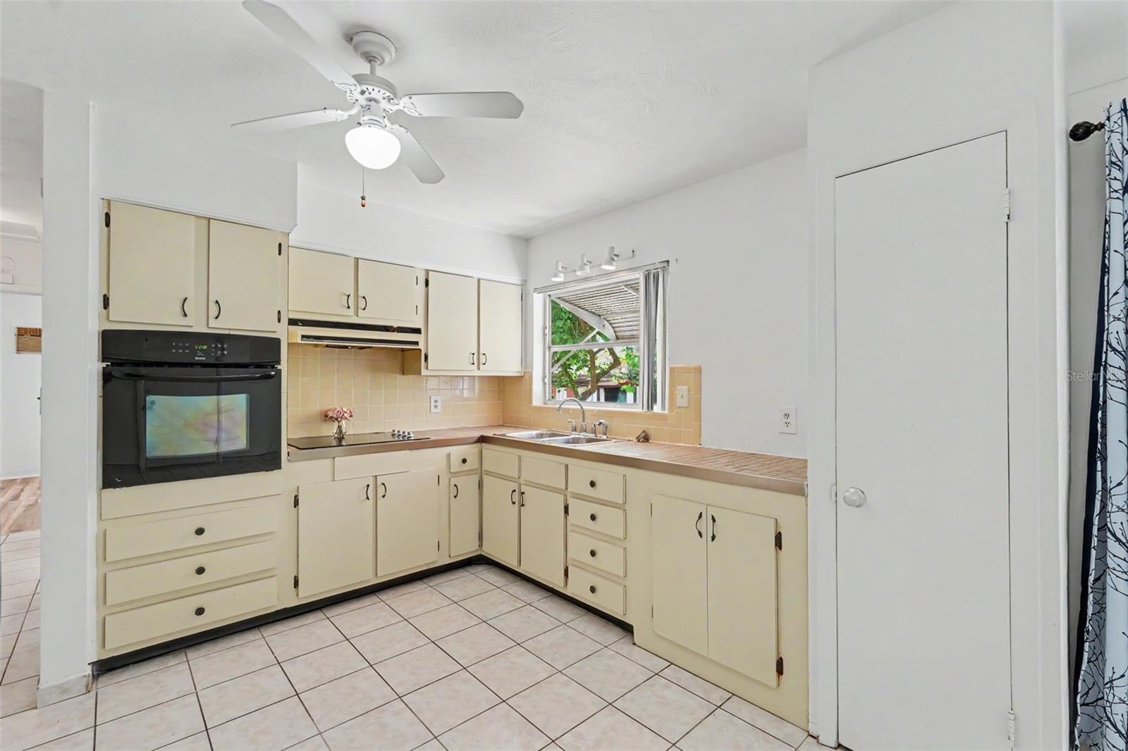 ORANGE BLOSSOM RIDGE - Residential