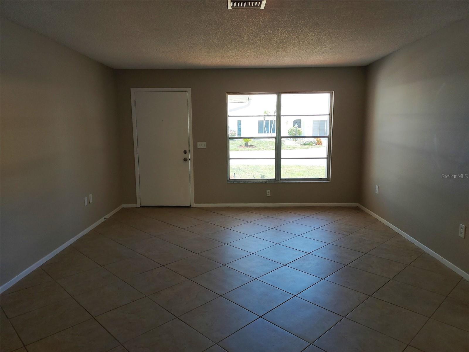 RIVER ISLES - Residential