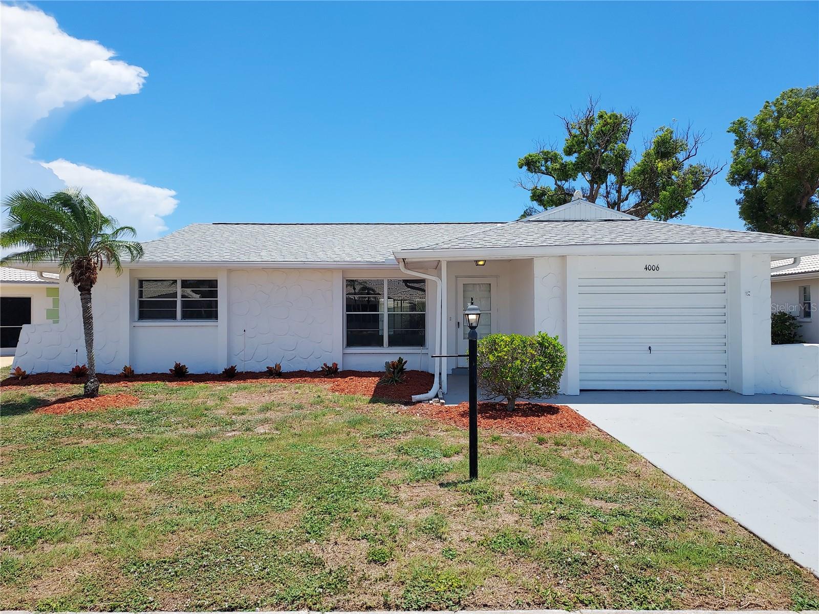 RIVER ISLES - Residential