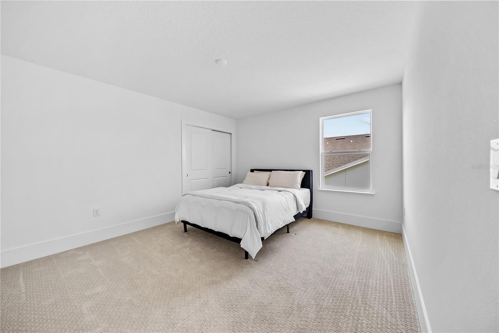 BRONSON PEAK PH 1A - Residential Lease