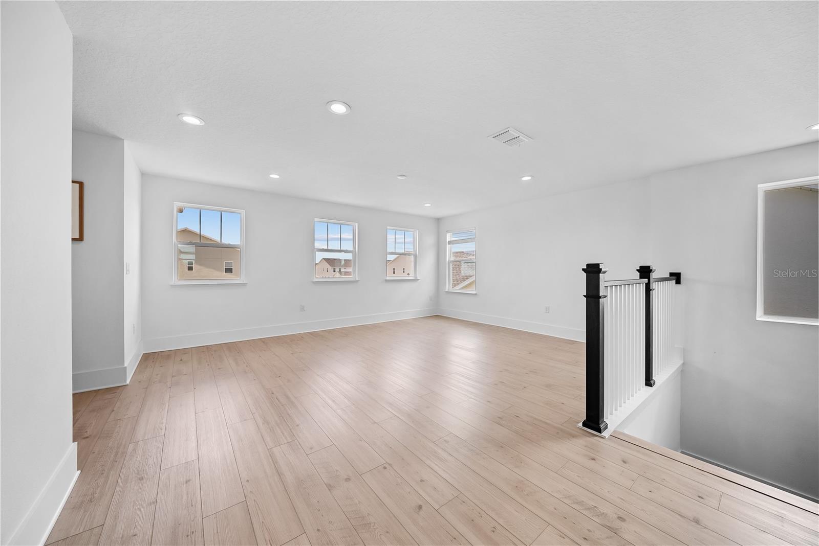 BRONSON PEAK PH 1A - Residential Lease