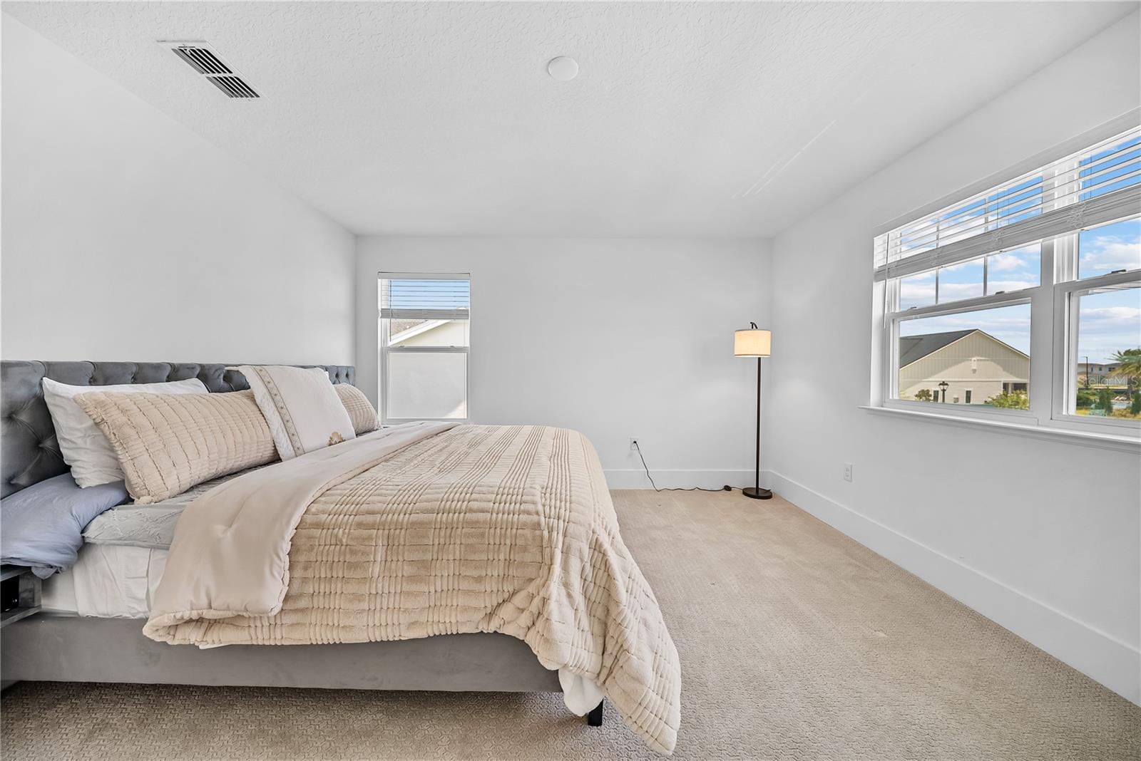 BRONSON PEAK PH 1A - Residential Lease