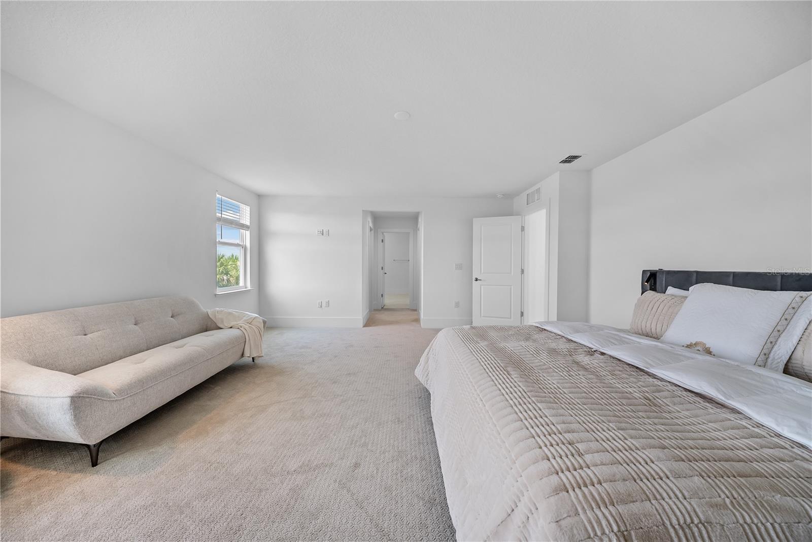 BRONSON PEAK PH 1A - Residential Lease
