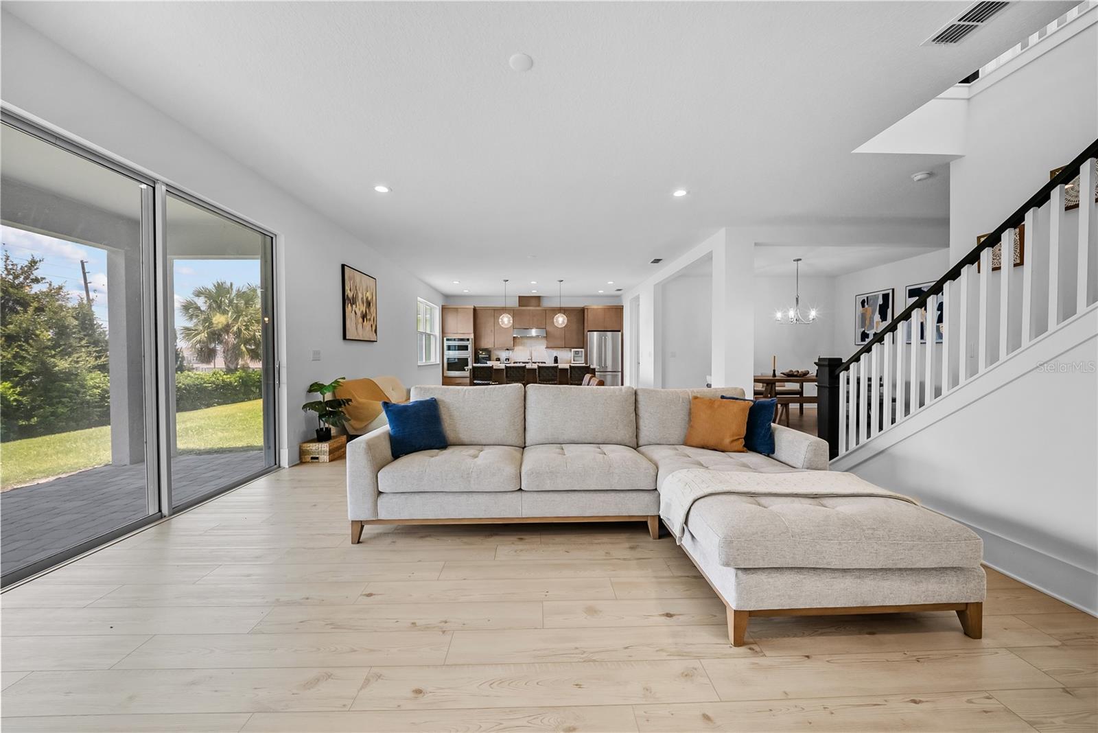 BRONSON PEAK PH 1A - Residential Lease