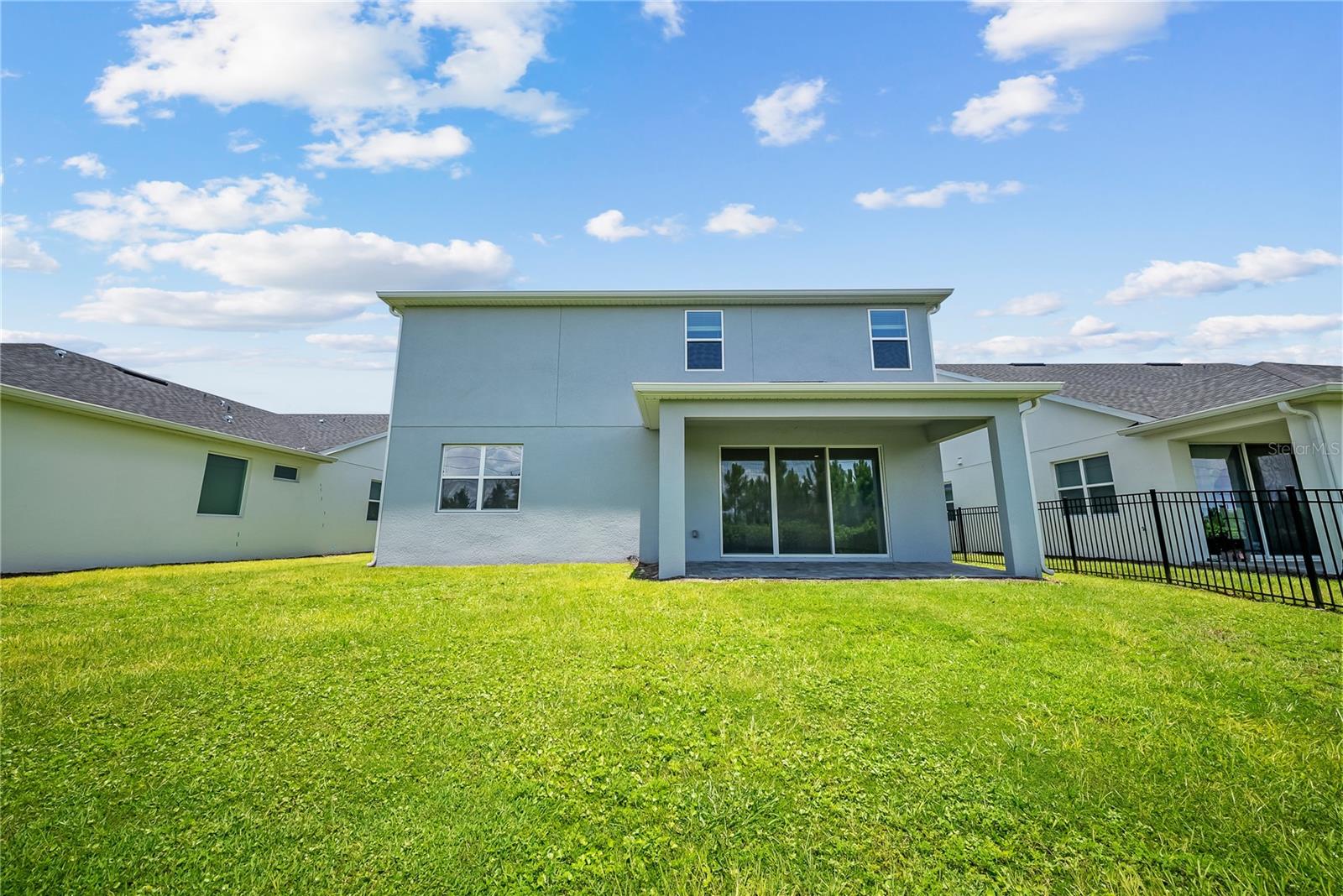 BRONSON PEAK PH 1A - Residential Lease