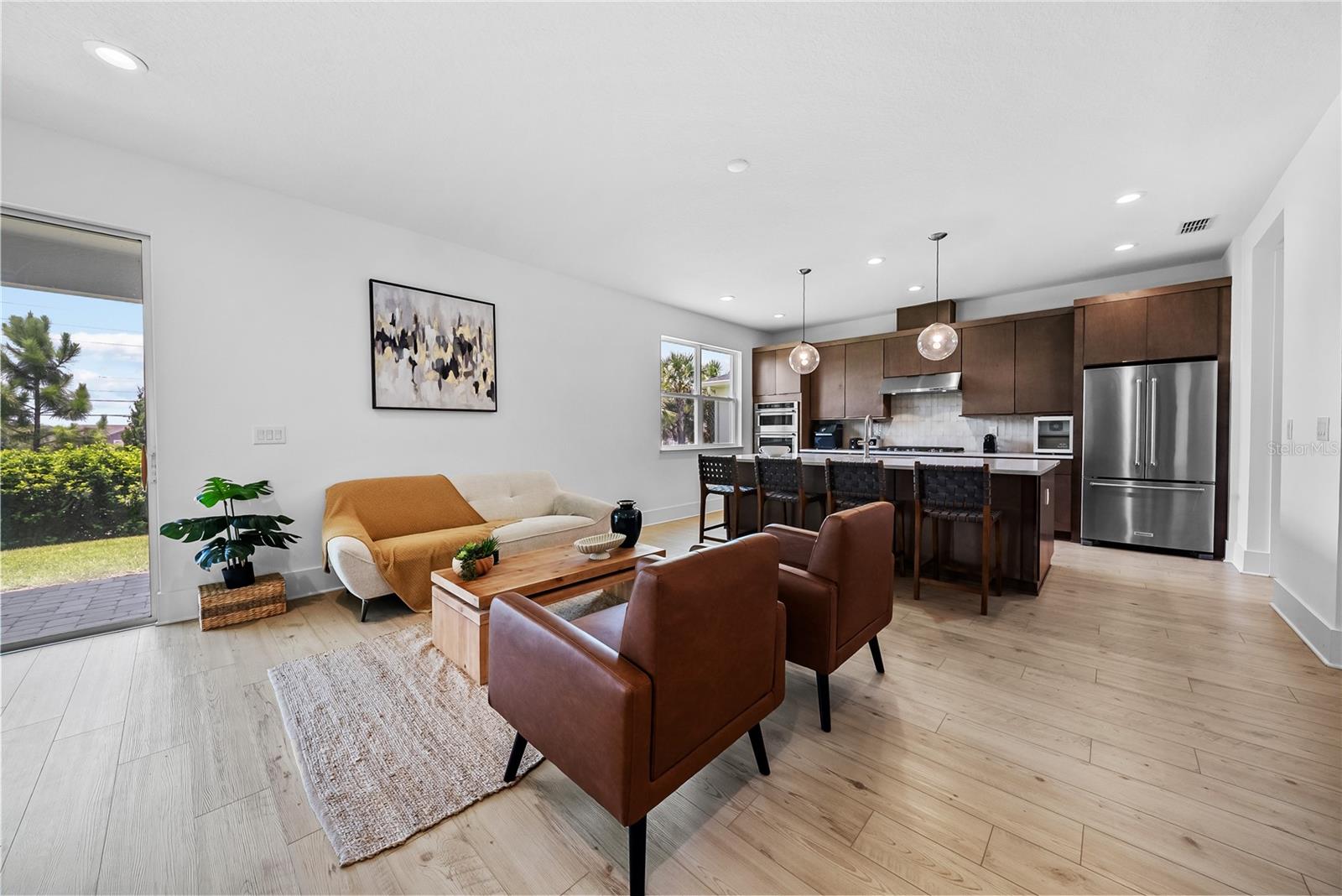 BRONSON PEAK PH 1A - Residential Lease