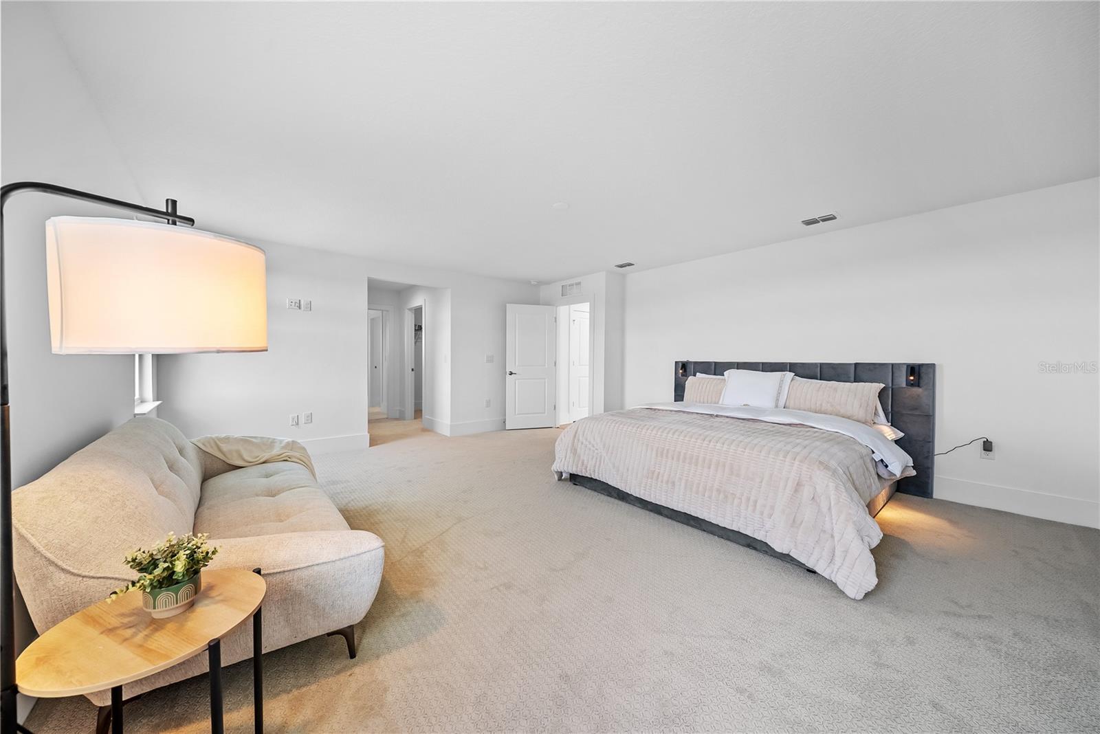 BRONSON PEAK PH 1A - Residential Lease