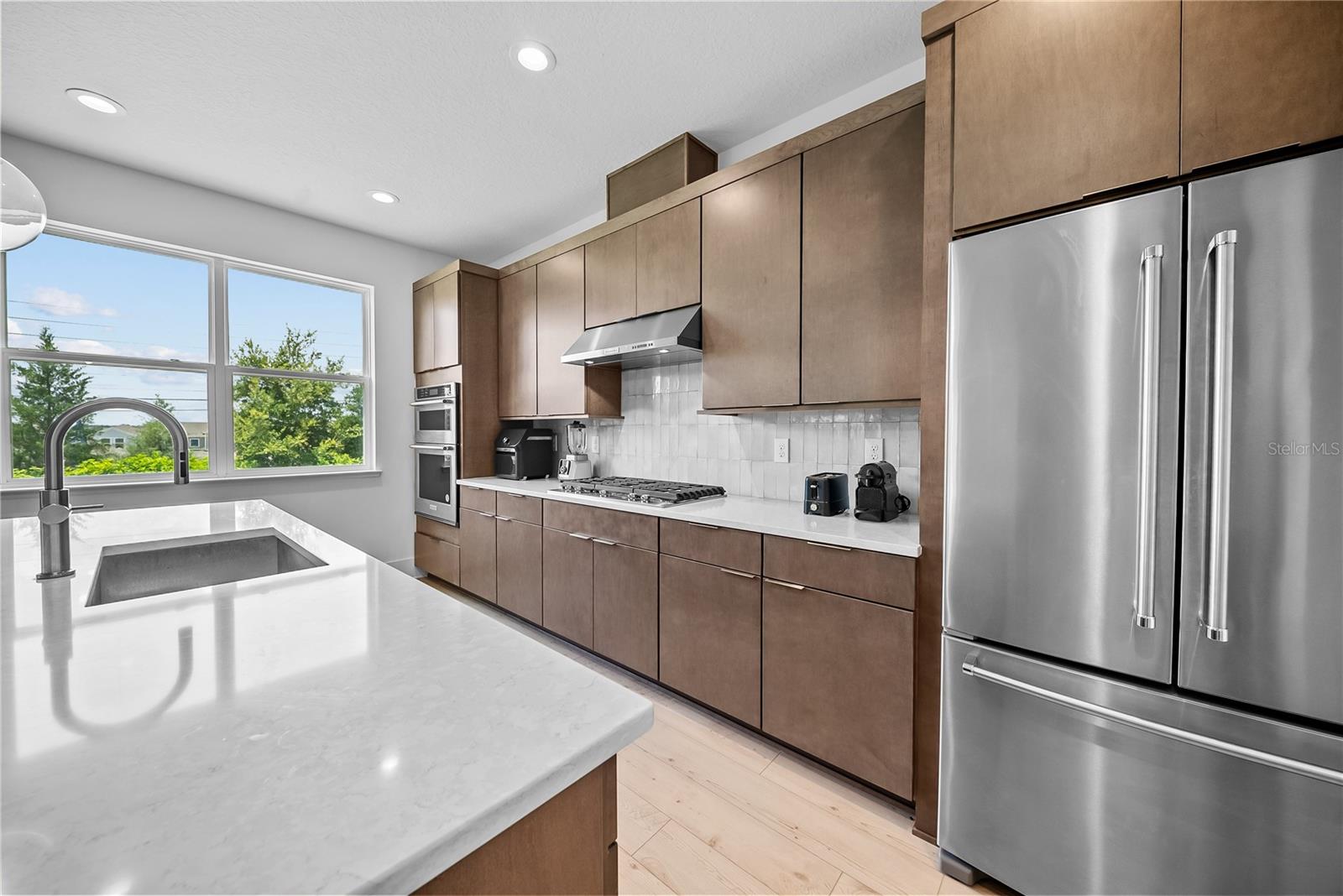 BRONSON PEAK PH 1A - Residential Lease