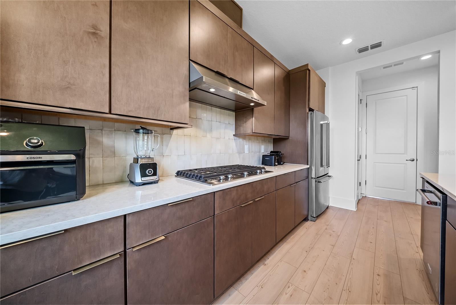 BRONSON PEAK PH 1A - Residential Lease