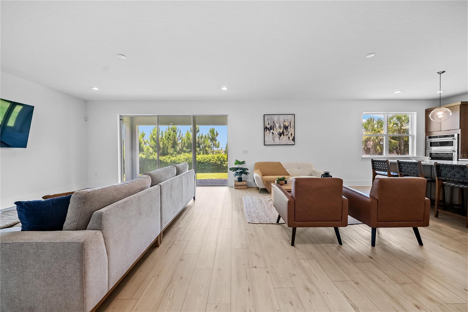 BRONSON PEAK PH 1A - Residential Lease