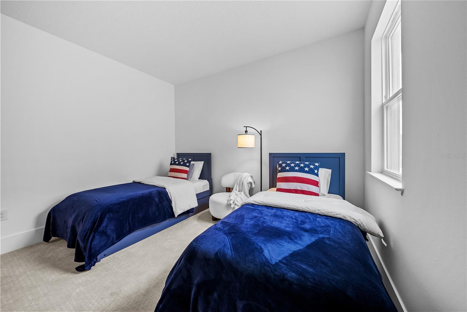 BRONSON PEAK PH 1A - Residential Lease