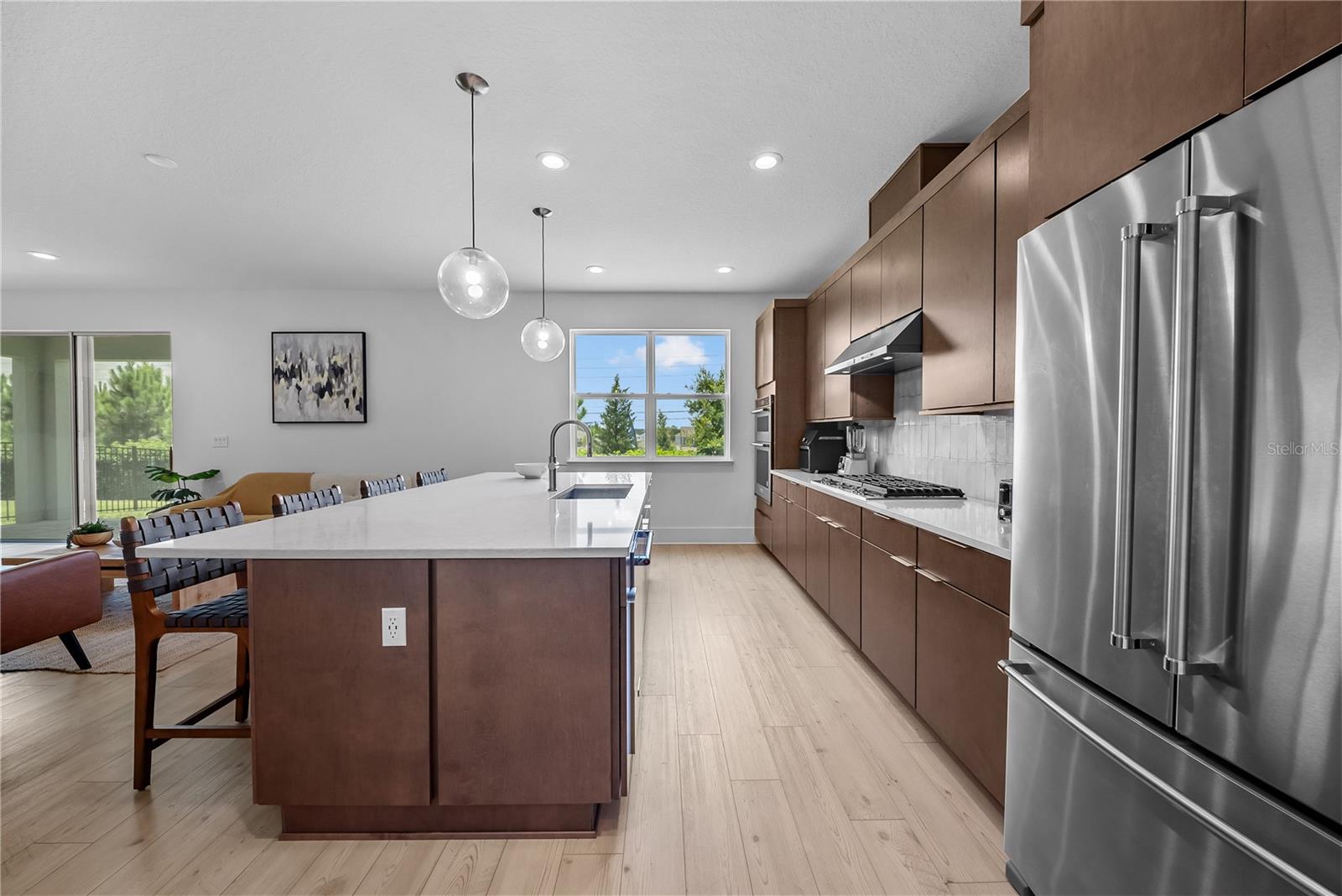 BRONSON PEAK PH 1A - Residential Lease