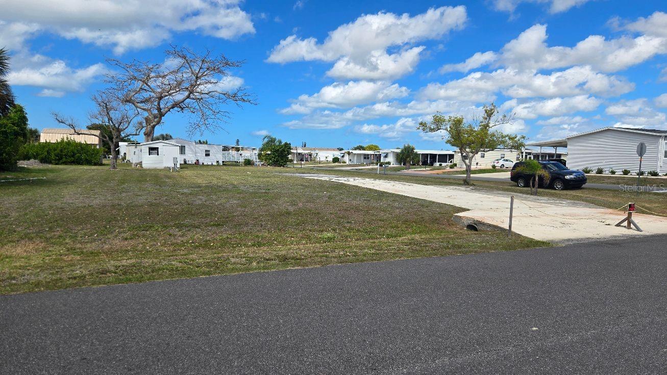 HOL MOB ESTATES 3RD ADD - Land