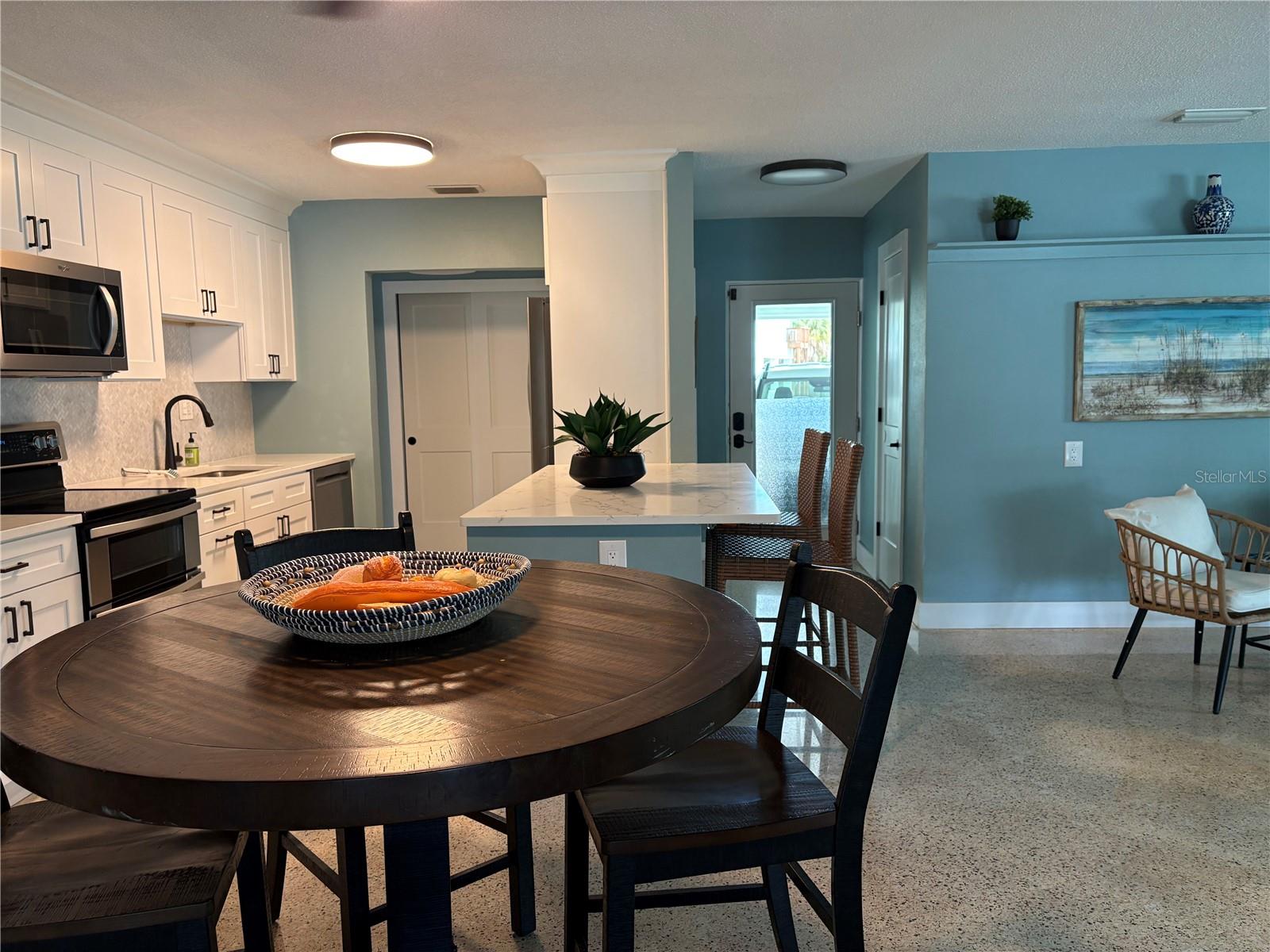 SHORE ACRES BUTTERFLY LAKE REP - Residential