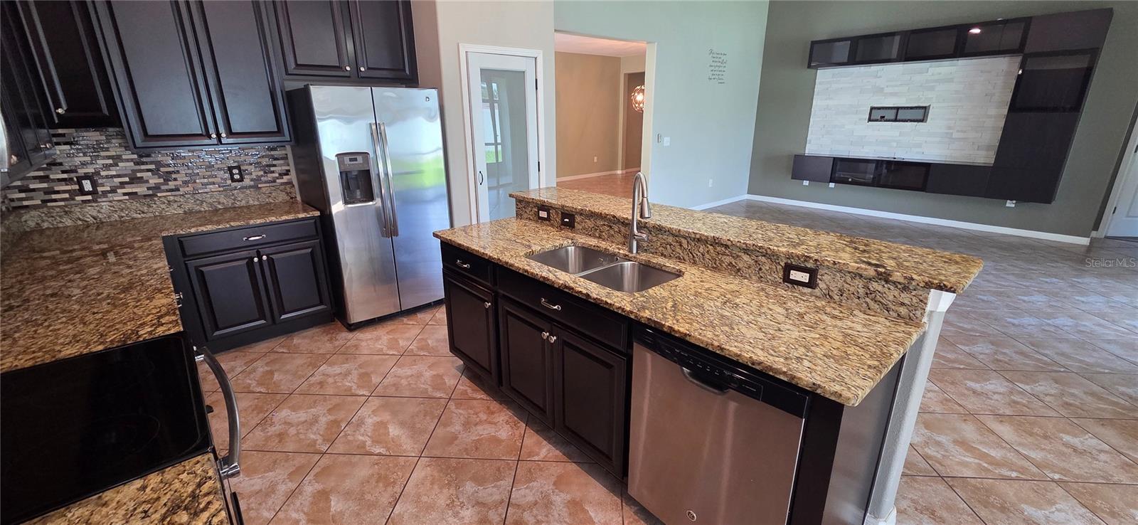 SOUTH FORK TR N - Residential