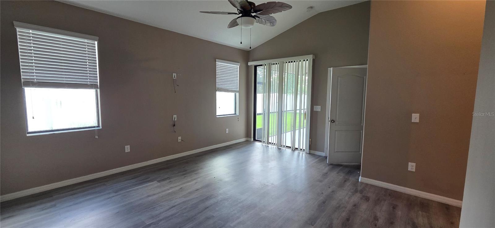 SOUTH FORK TR N - Residential