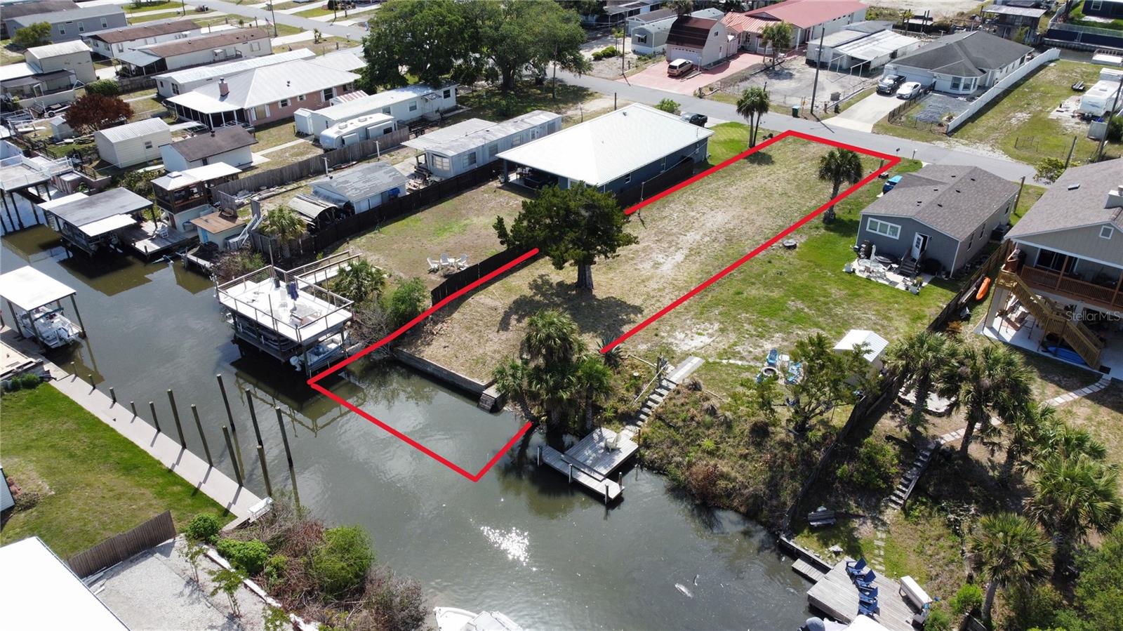 INDIAN HARBOR ESTATES UNIT 04 - Land