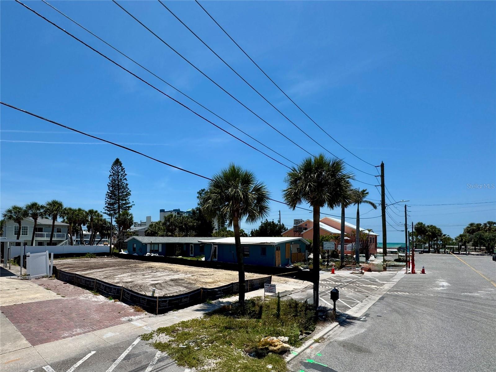 ST PETERSBURG BEACH REP - Land
