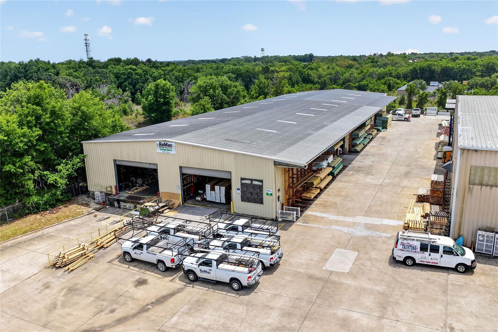 VILLAGES INDUST CENTER - Commercial Sale