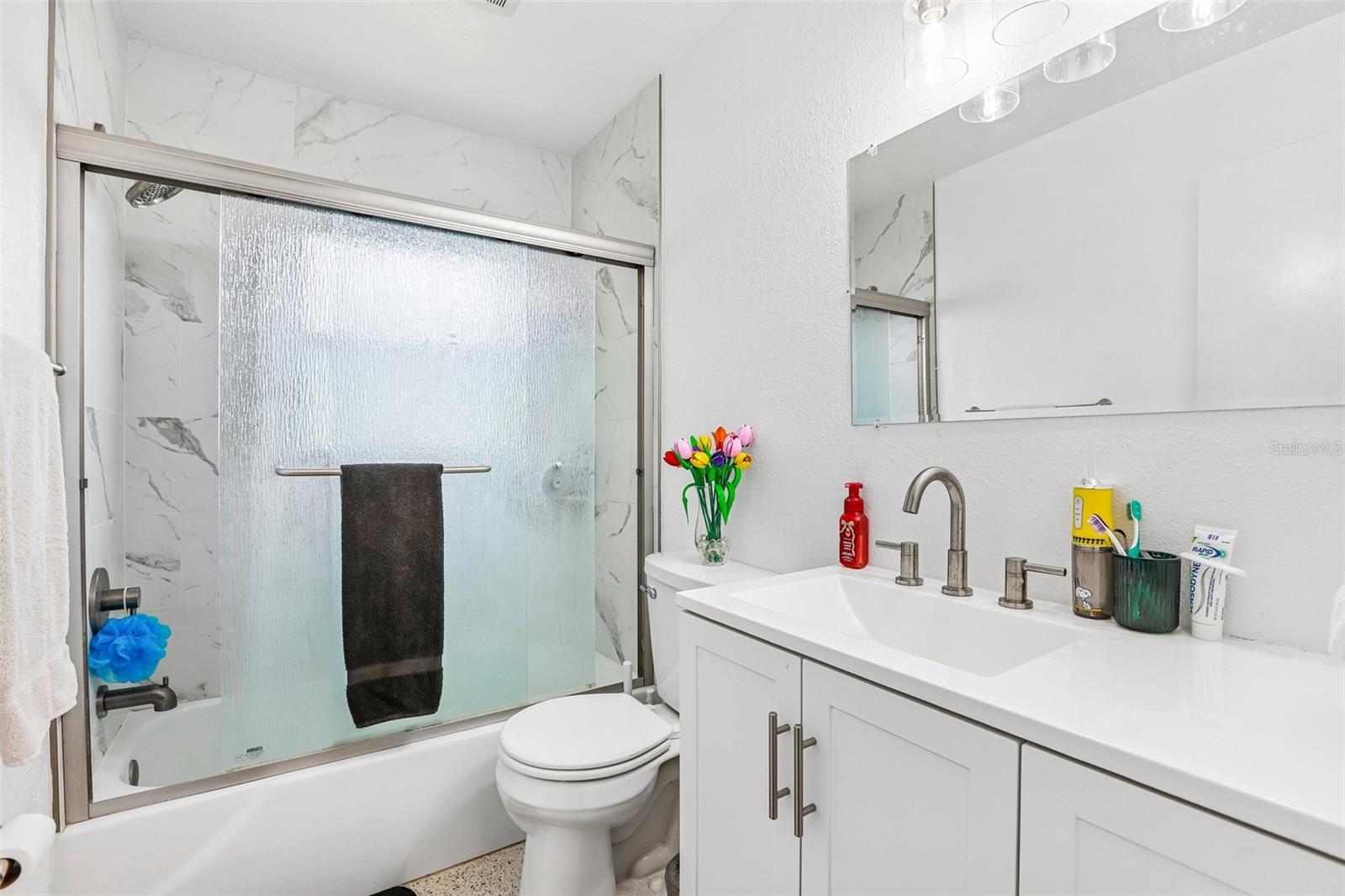 VALIANT ACRES - Residential