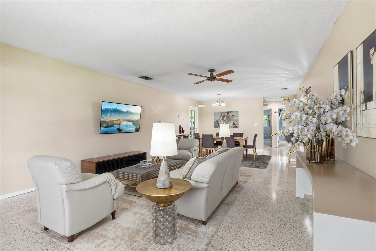VALIANT ACRES - Residential