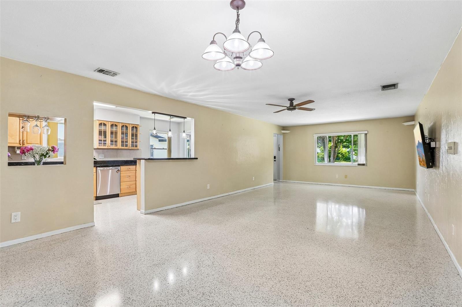 VALIANT ACRES - Residential