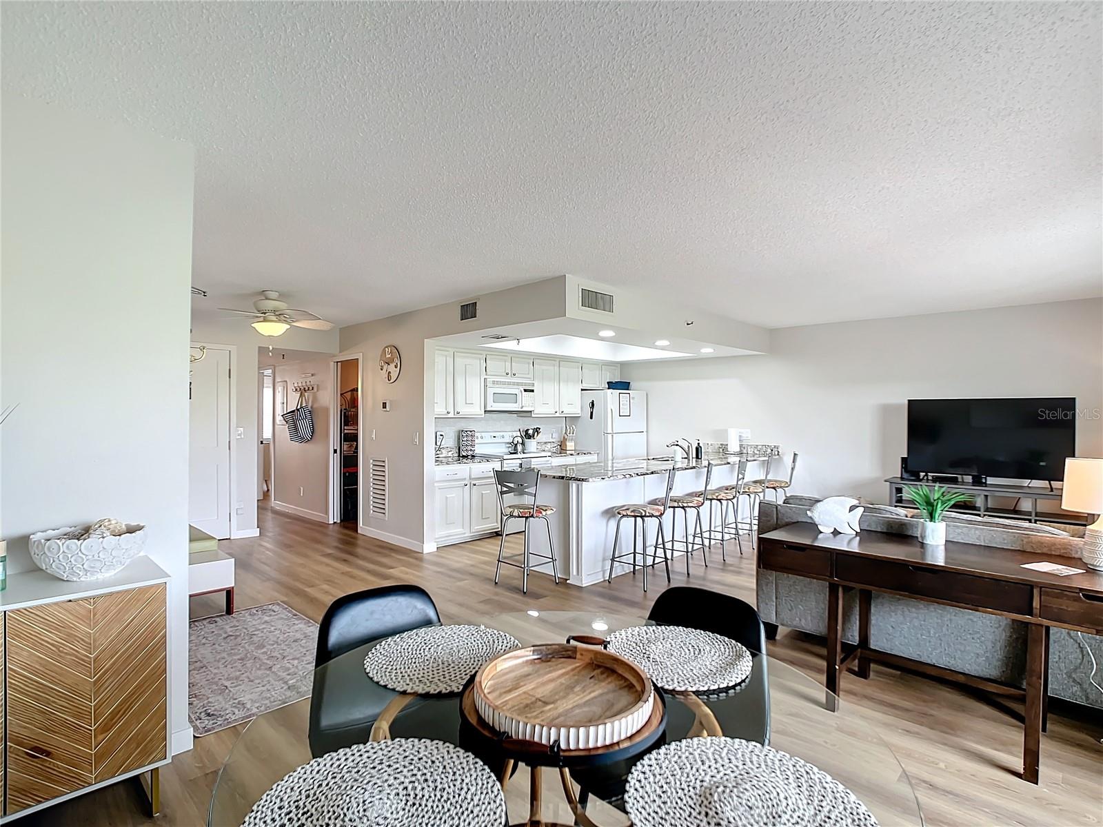 INTERCOASTAL THE CONDO - Residential