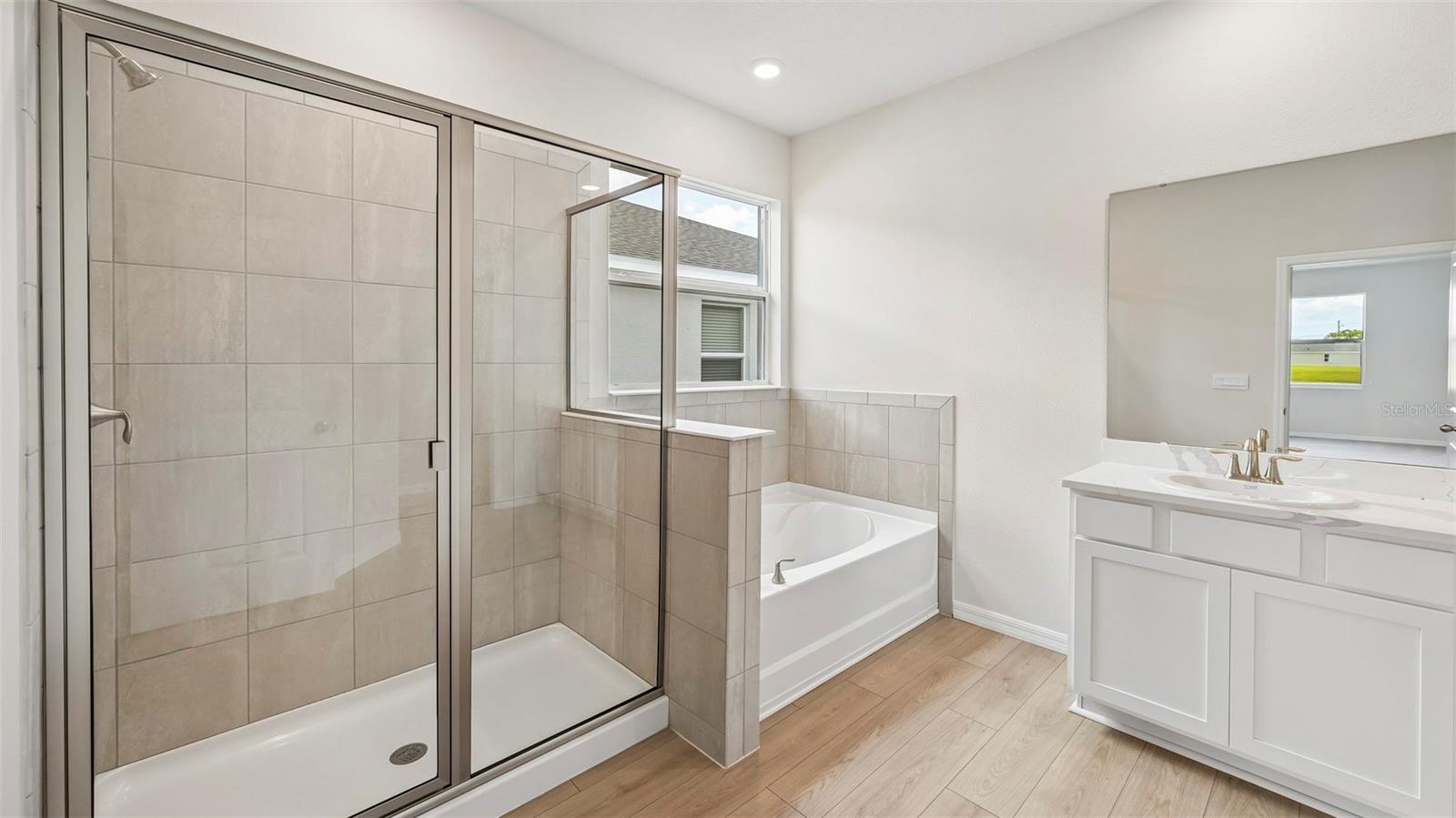 OAKFIELD TRAILS - Residential