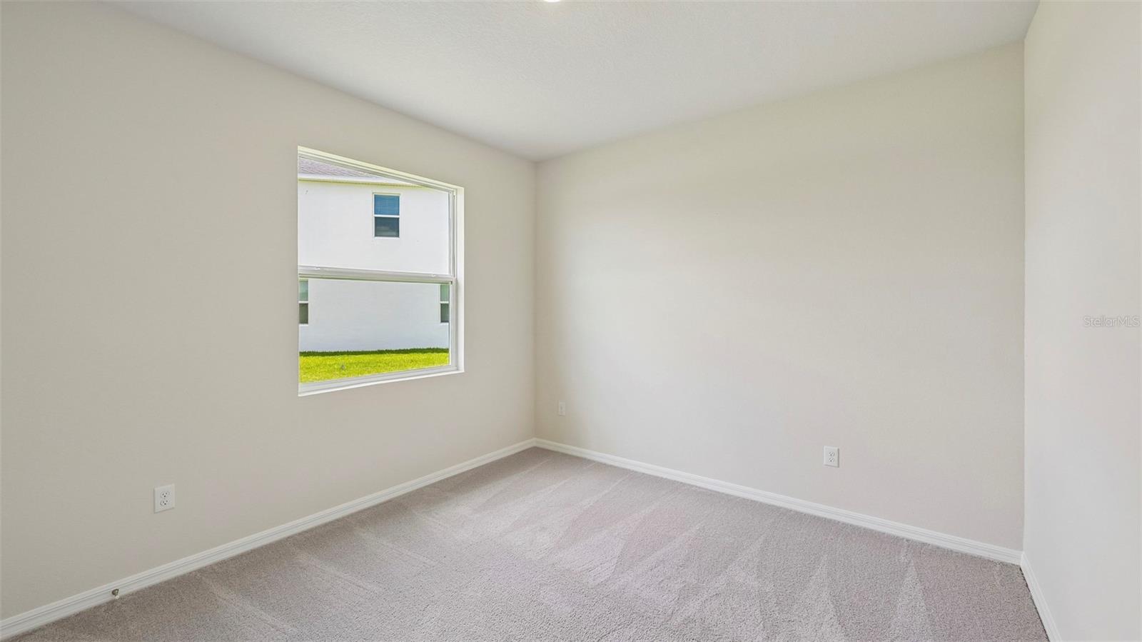 OAKFIELD TRAILS - Residential