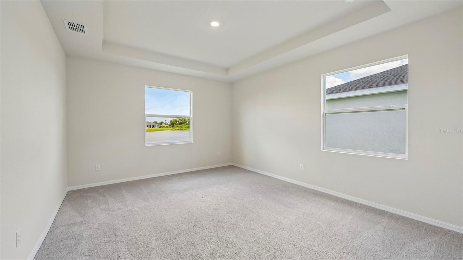 OAKFIELD TRAILS - Residential