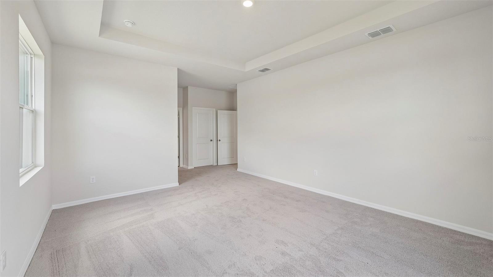 OAKFIELD TRAILS - Residential