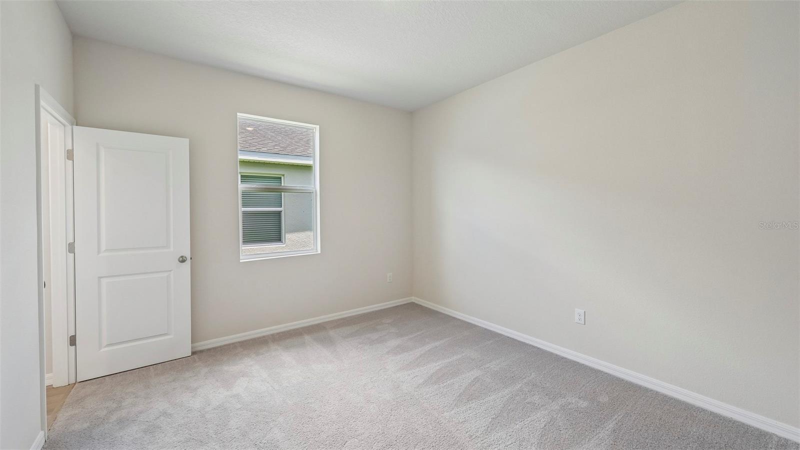 OAKFIELD TRAILS - Residential