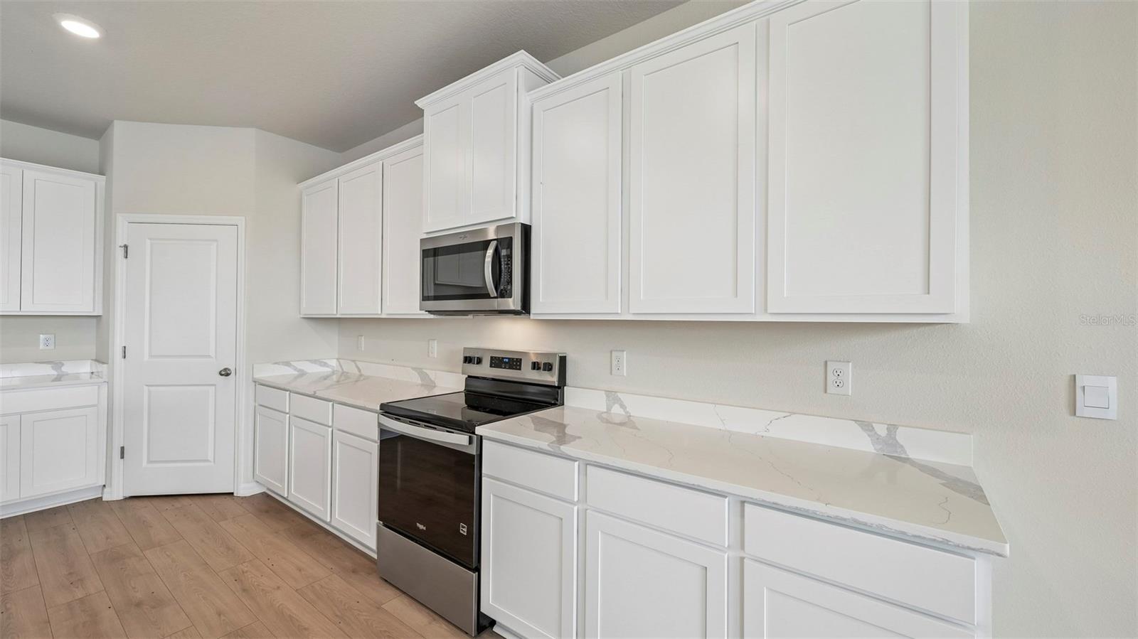 OAKFIELD TRAILS - Residential