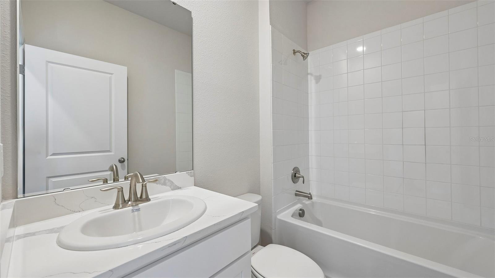 OAKFIELD TRAILS - Residential