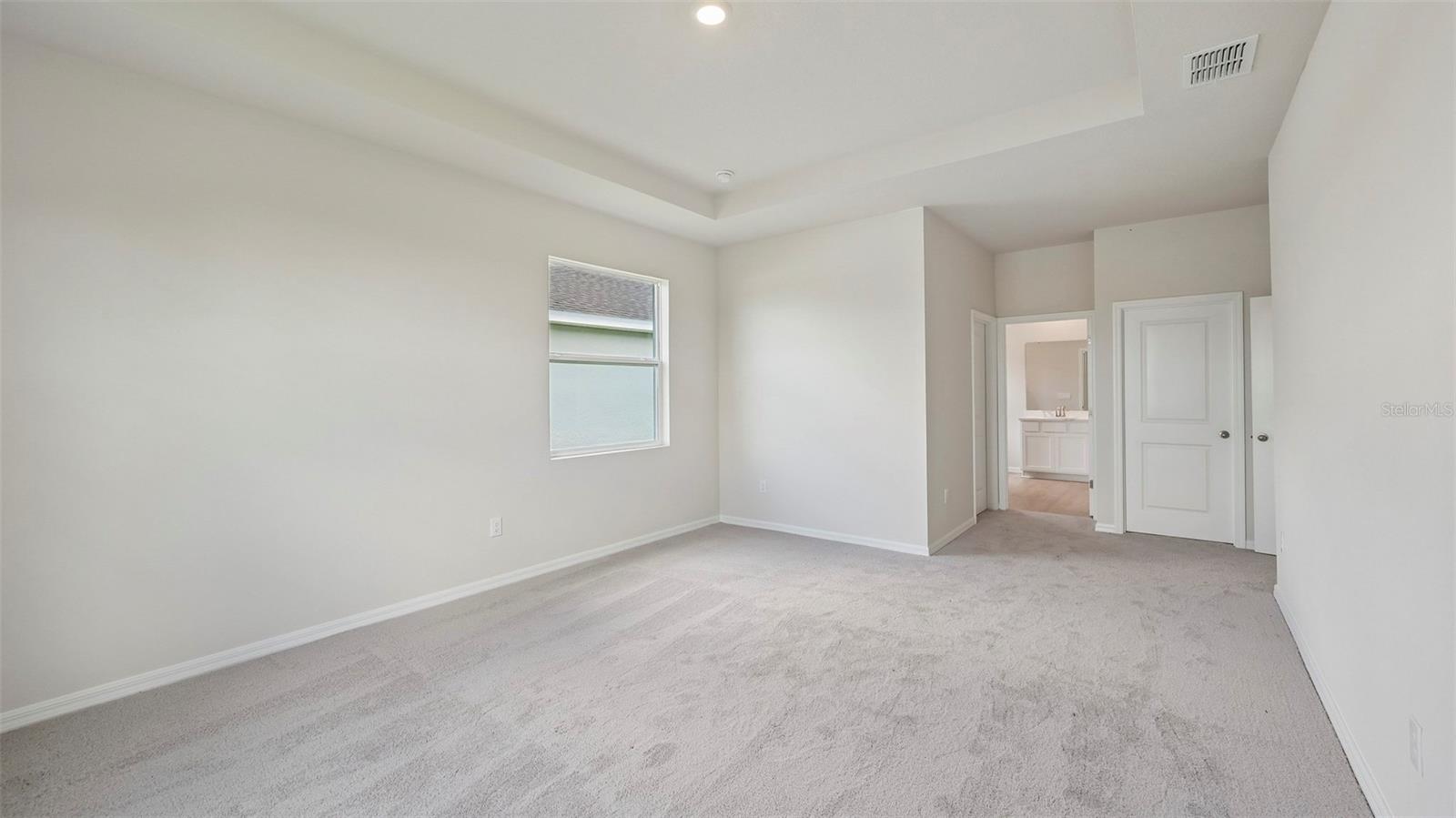 OAKFIELD TRAILS - Residential