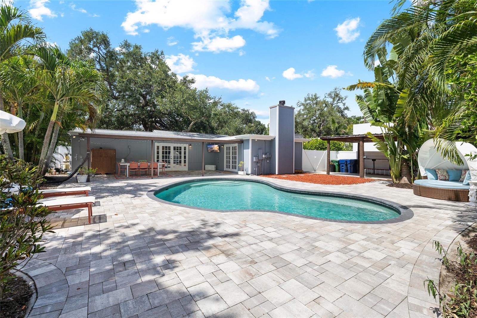 BEACH PARK - Residential